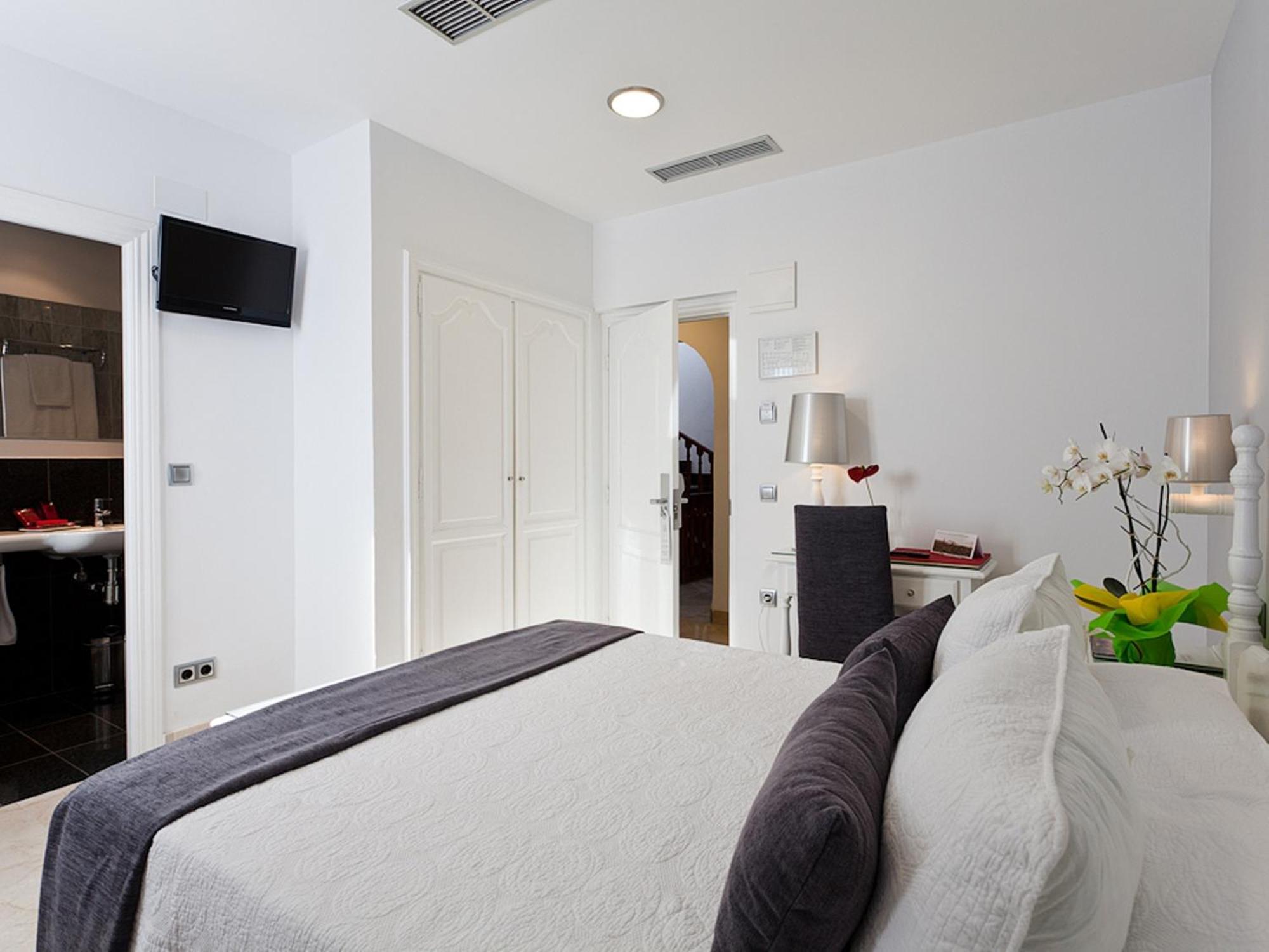 Hotel Carlos V توليدو المظهر الخارجي الصورة