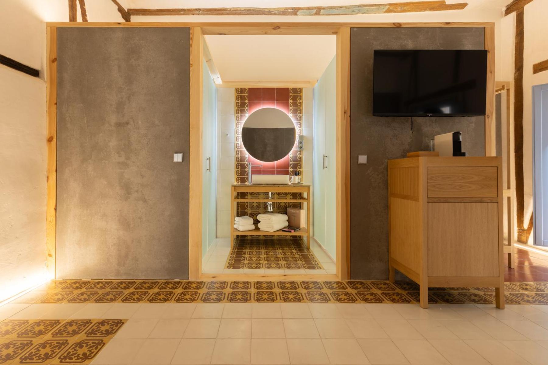 Hotel Carlos V توليدو المظهر الخارجي الصورة