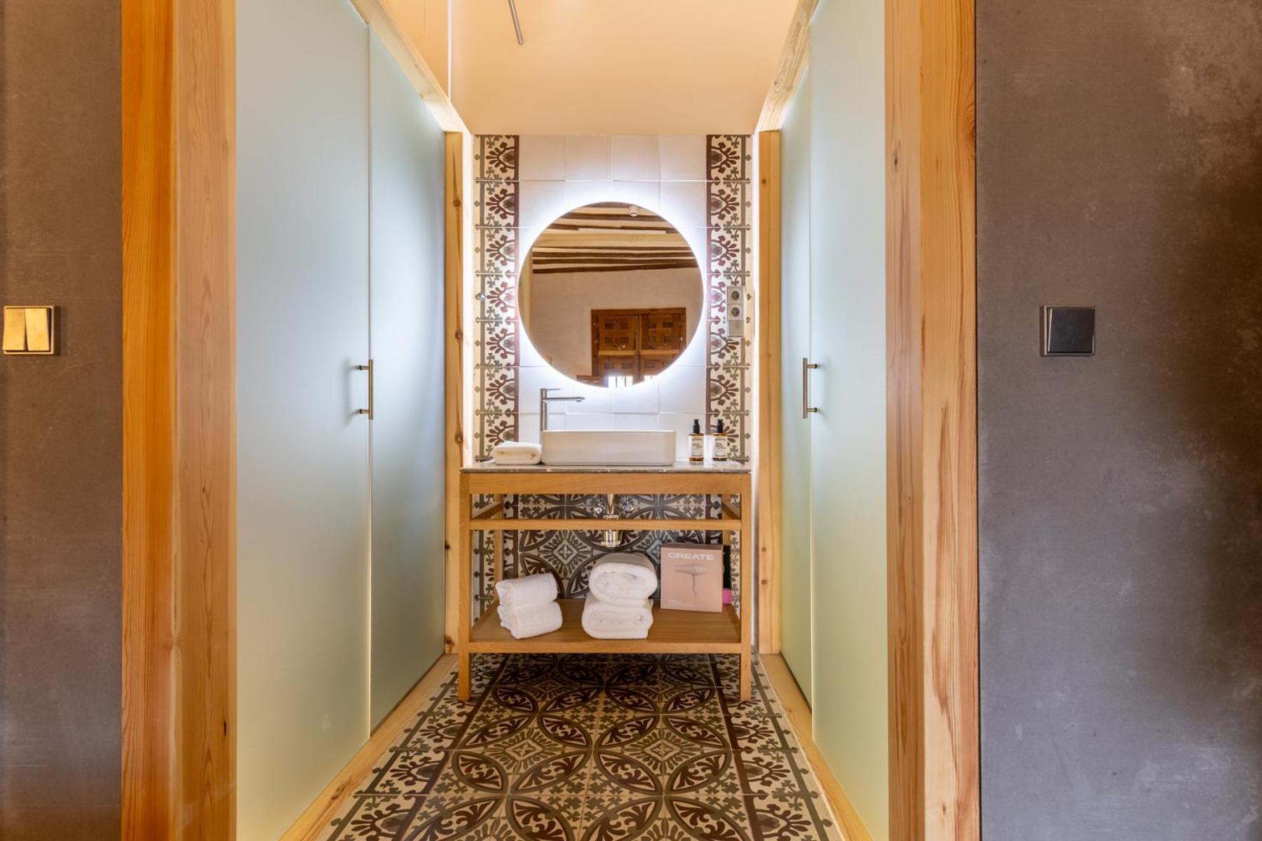 Hotel Carlos V توليدو المظهر الخارجي الصورة