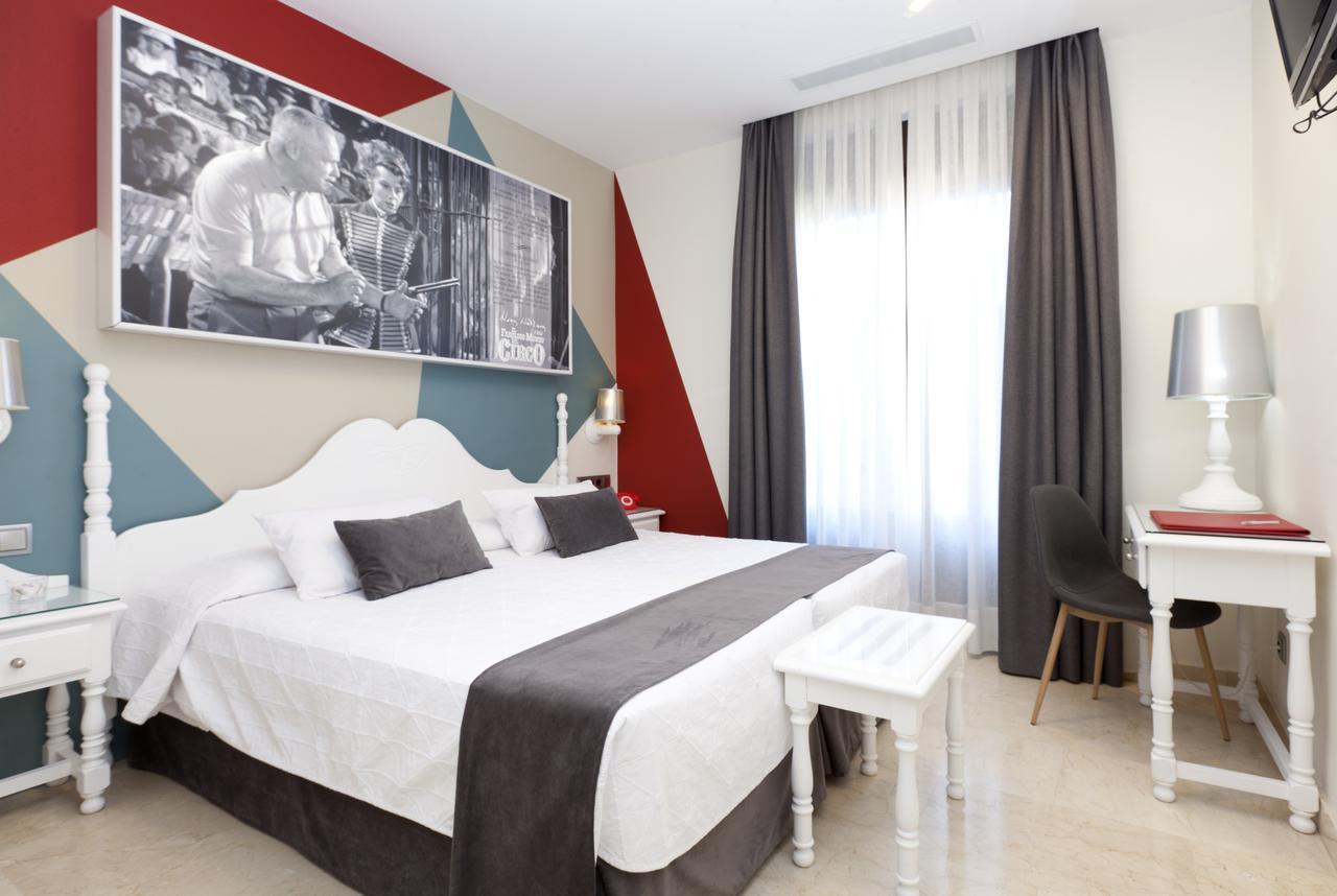 Hotel Carlos V توليدو المظهر الخارجي الصورة
