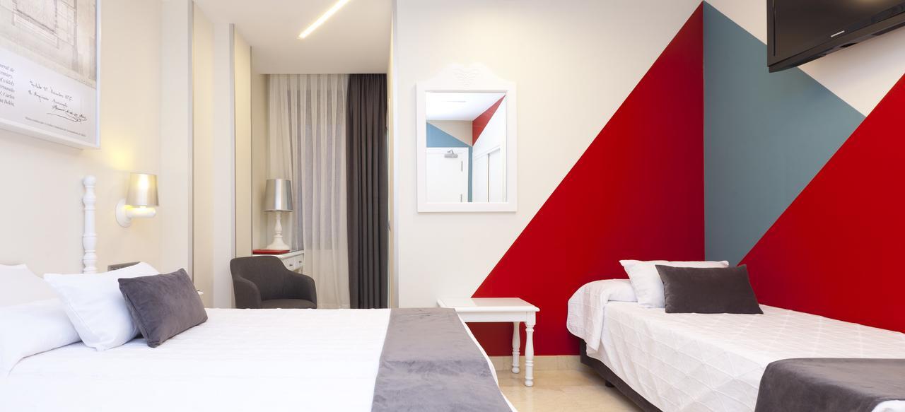 Hotel Carlos V توليدو المظهر الخارجي الصورة