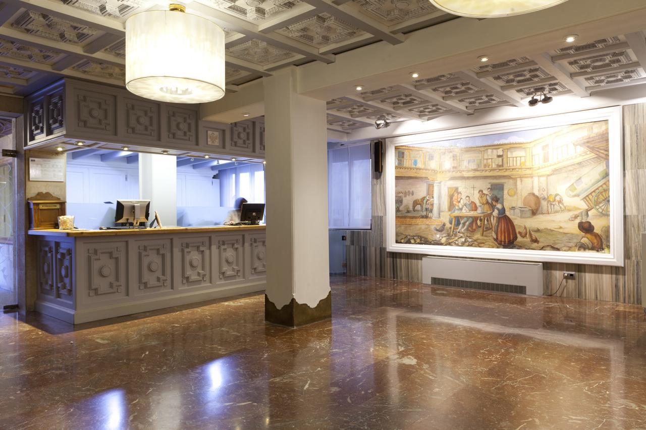 Hotel Carlos V توليدو المظهر الخارجي الصورة